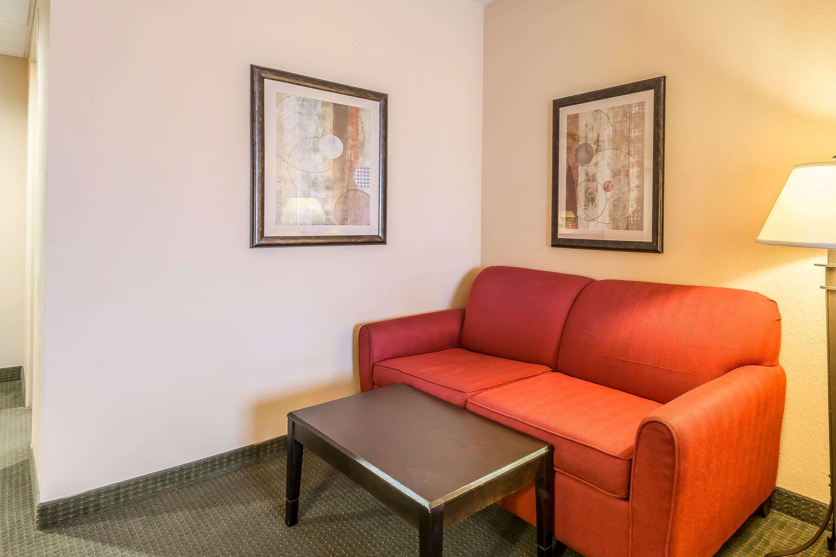 Comfort Suites West Τζάκσονβιλ Εξωτερικό φωτογραφία