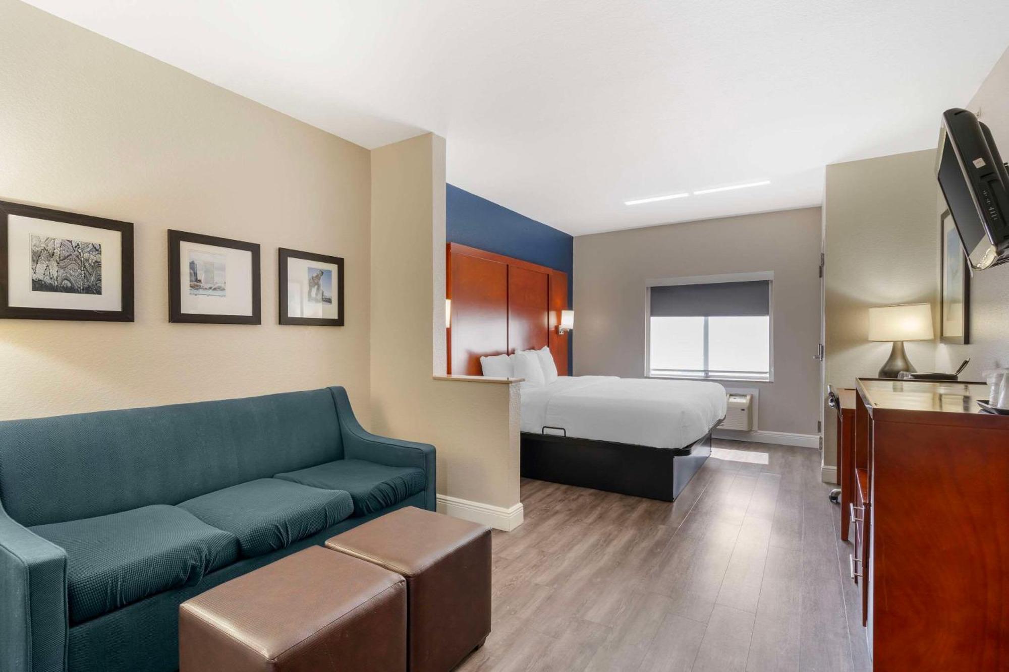 Comfort Suites West Τζάκσονβιλ Εξωτερικό φωτογραφία